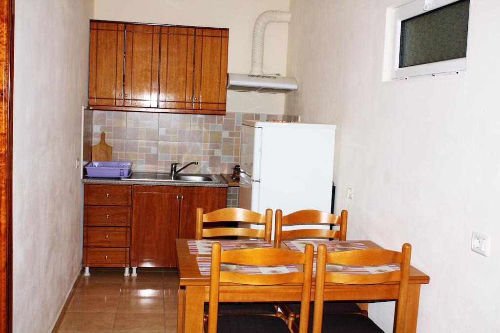 Marku Palace Ksamil Habitación foto